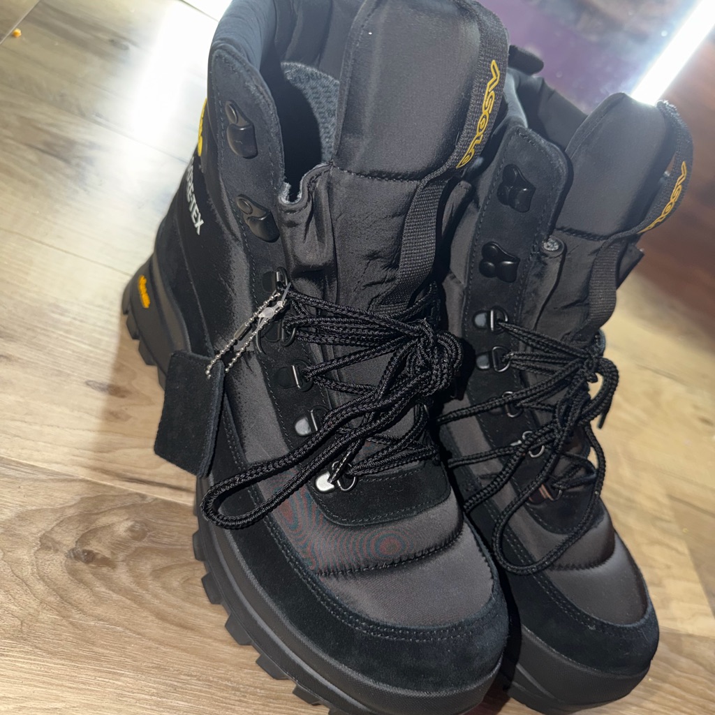 Asolo Black And Yellow Outdoor Boots
